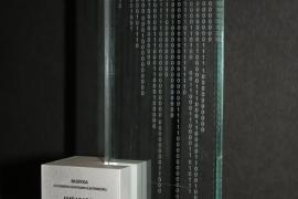 Karneol K-07.P-01.01 • Nagroda – statuetka Kongres Gospodarki Elektronicznej ZBP.